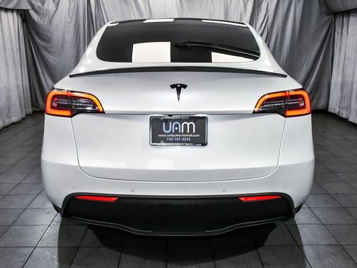 2022 Tesla Model Y Performance Dual Motor All-Wheel Drive