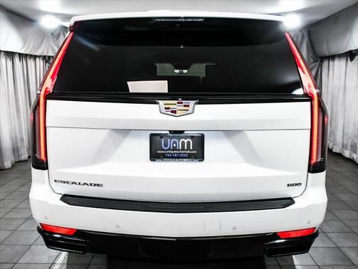 2023 Cadillac Escalade Sport Platinum