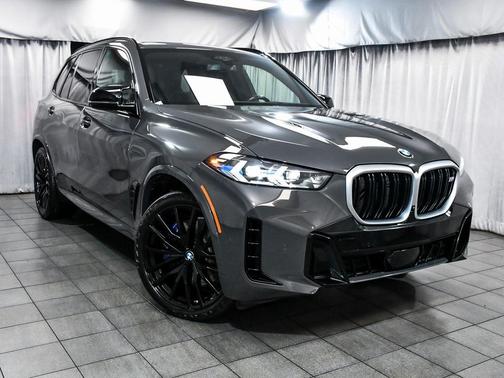 2024 BMW X5 M60i