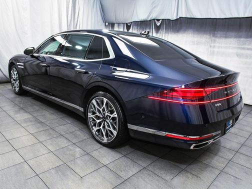 2025 Genesis G90 3.5T e-SC AWD