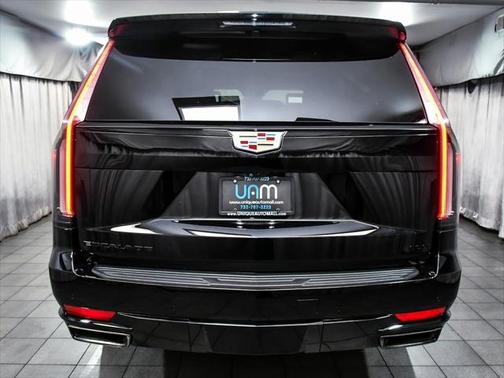 2023 Cadillac Escalade Sport Platinum