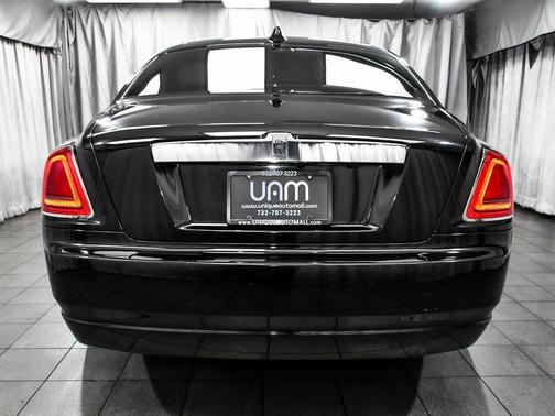 2018 Rolls-Royce Ghost Base