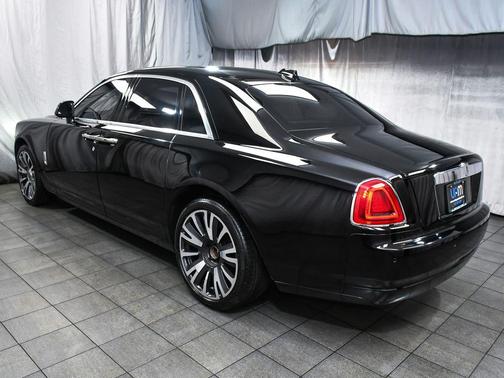 2018 Rolls-Royce Ghost Base