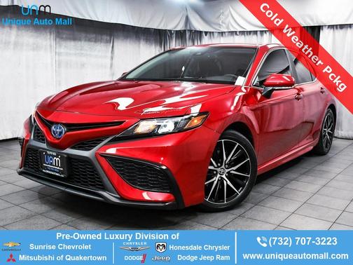 2024 Toyota Camry Hybrid SE