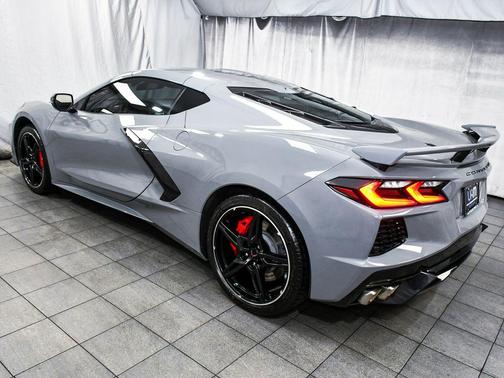 2025 Chevrolet Corvette Stingray w/3LT