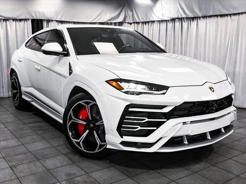 2021 Lamborghini Urus Base