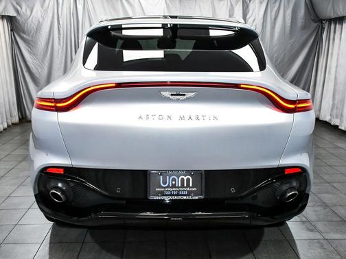 2021 Aston Martin DBX Base