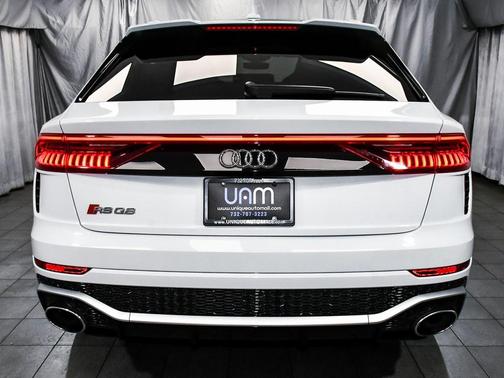 2023 Audi RS Q8 4.0T