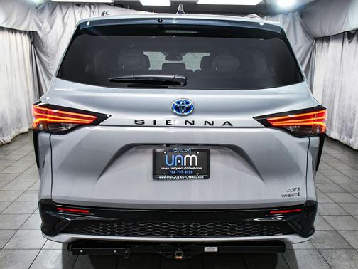 2024 Toyota Sienna XSE 7 Passenger