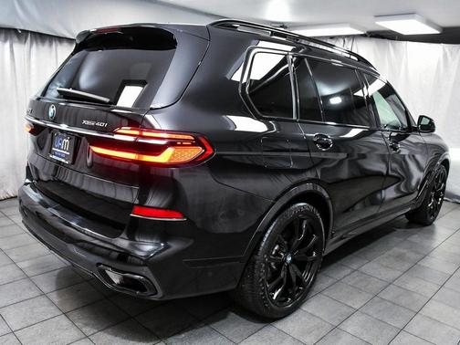 2023 BMW X7 xDrive40i