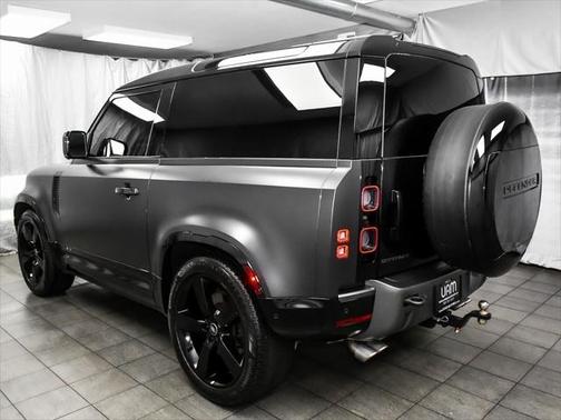 2023 Land Rover Defender 90 Carpathian Edition