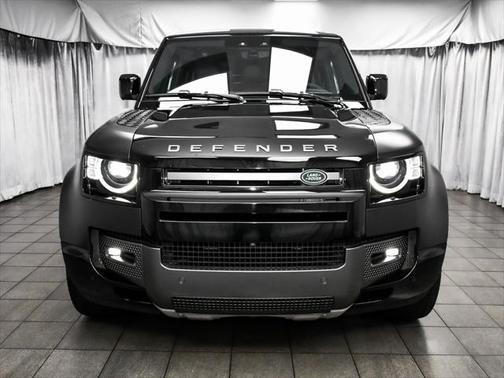 2023 Land Rover Defender 90 Carpathian Edition