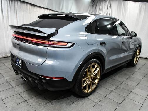 2024 Porsche Cayenne Cayenne Turbo GT