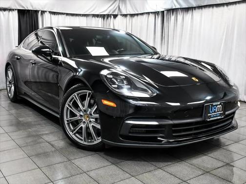 2018 Porsche Panamera 4S