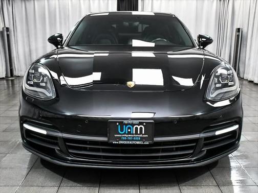 2018 Porsche Panamera 4S
