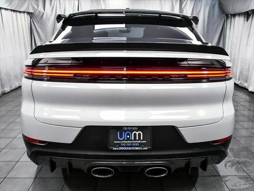 2024 Porsche Cayenne Turbo GT