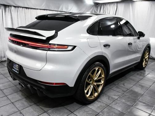 2024 Porsche Cayenne Turbo GT