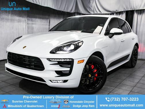 2018 Porsche Macan Macan GTS