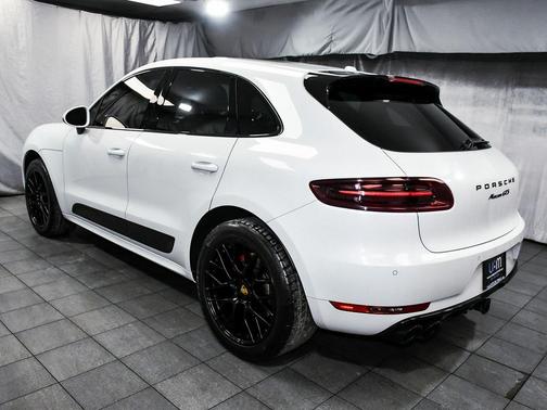 2018 Porsche Macan Macan GTS