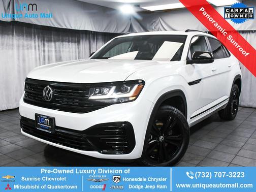 White 2023 Volkswagen Atlas Cross Sport 2.0T SEL R-Line Black SUV
