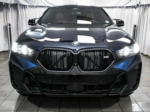 2024 BMW X6 M60i