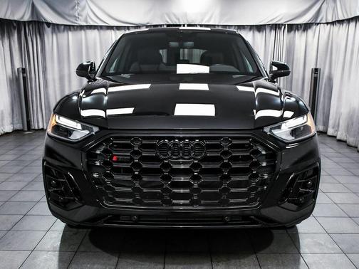 2025 Audi SQ5 3.0T Premium Plus