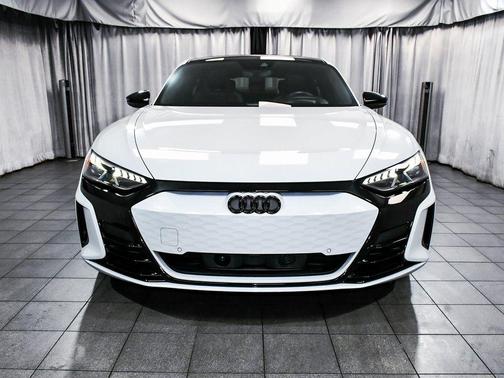 2024 Audi RS e-tron GT Base