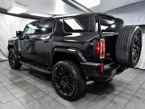 2025 GMC HUMMER EV SUV 2X