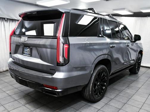 2022 Cadillac Escalade Sport