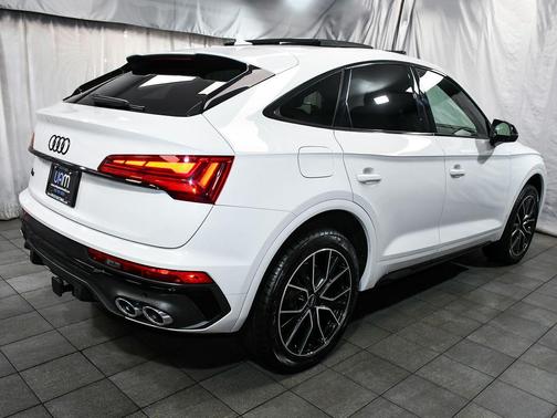 Glacier White Metallic 2023 Audi SQ5 3.0T Premium Plus
