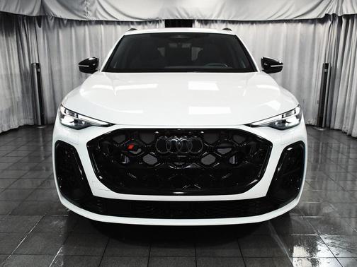 2025 Audi SQ5 3.0T Premium Plus