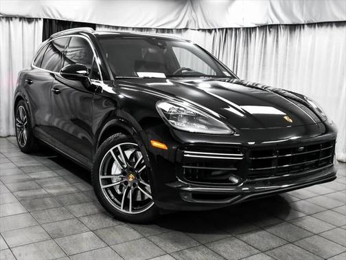 2023 Porsche Cayenne Turbo