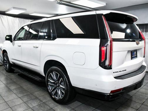 2021 Cadillac Escalade ESV Sport Platinum