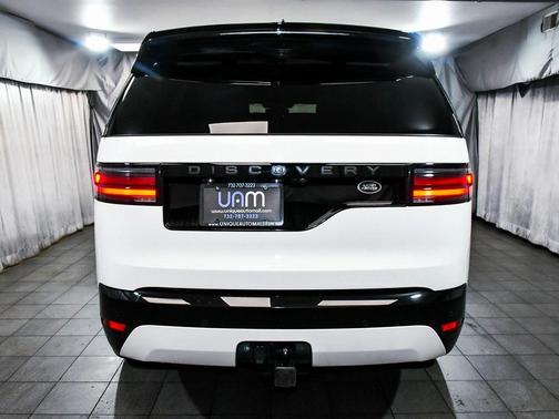 2023 Land Rover Discovery P300 S R-Dynamic