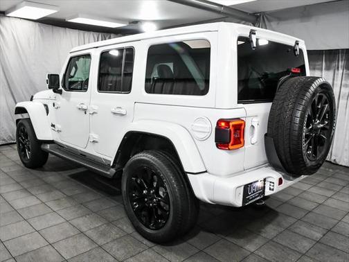 2021 Jeep Wrangler Unlimited Sahara High Altitude