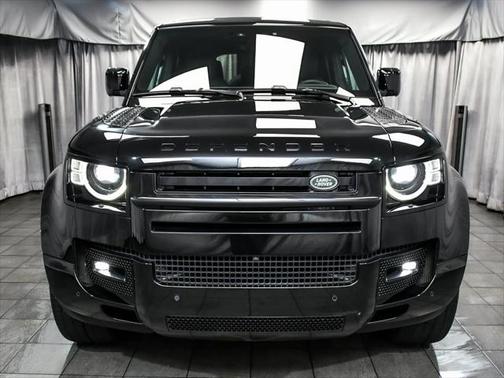 2024 Land Rover Defender 110 P400 X