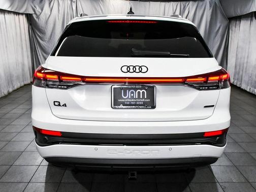 2024 Audi Q4 e-tron 50 Prestige