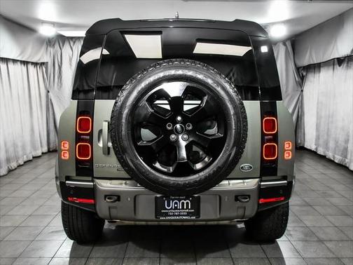 2023 Land Rover Defender 110 X-Dynamic SE