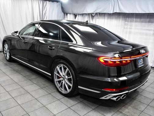 2022 Audi S8 4.0T