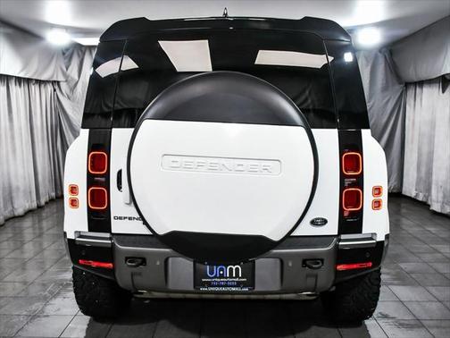 2023 Land Rover Defender 110 X-Dynamic SE