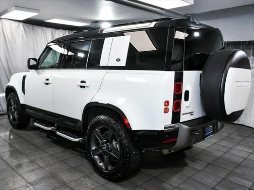 2023 Land Rover Defender 110 X-Dynamic SE