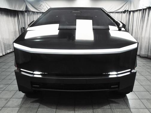 2025 Tesla Cybertruck All-Wheel Drive