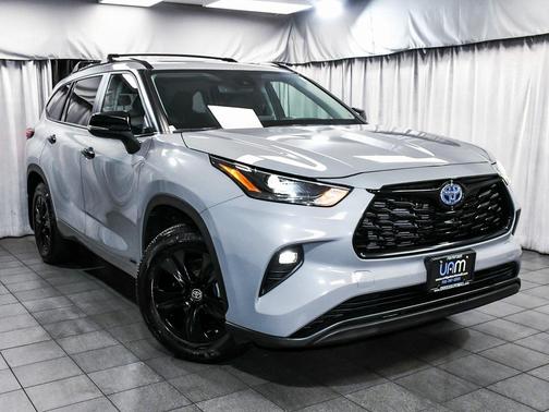 2024 Toyota Highlander Hybrid XLE