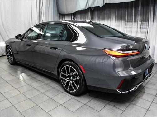 2024 BMW i7 xDrive60