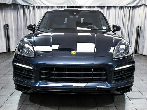 2023 Porsche Cayenne GTS