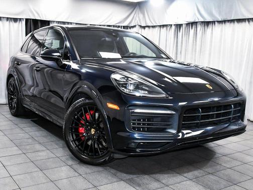 2023 Porsche Cayenne GTS