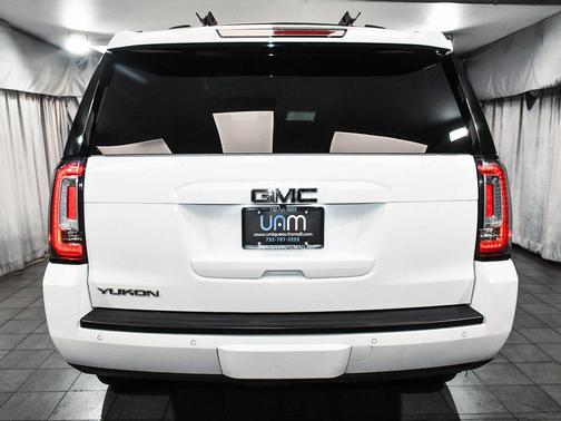 2017 GMC Yukon SLT