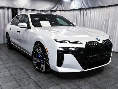 2023 BMW 760 i xDrive