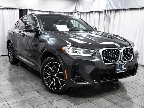 2025 BMW X4 xDrive30i