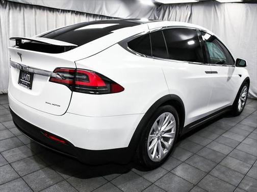 2021 Tesla Model X Long Range Plus